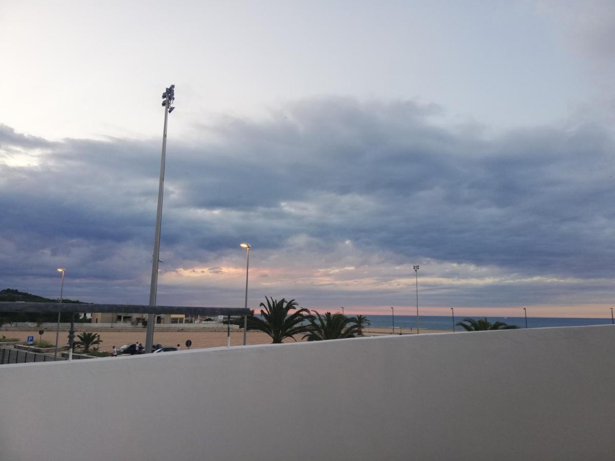 B&B Palazzo Manfredi Vieste, Fronte Mare Con Parcheggio Экстерьер фото