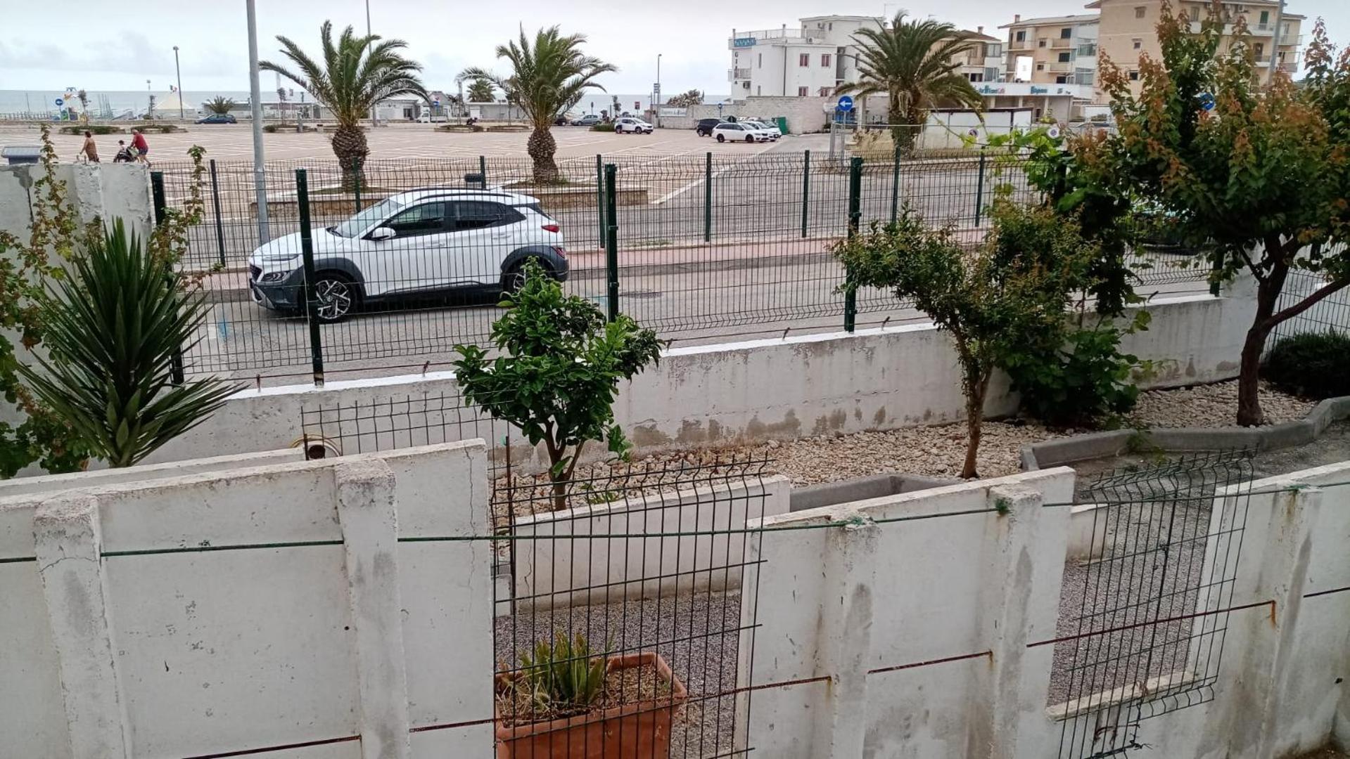 B&B Palazzo Manfredi Vieste, Fronte Mare Con Parcheggio Экстерьер фото